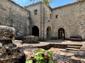 4 Bedroom Stone Village House in Coscojuela de Sobrarbe, Aragon, Pyrenees, Spain